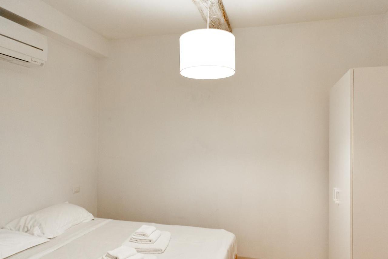 Graceful Apartment In The Heart Of Florence Luaran gambar